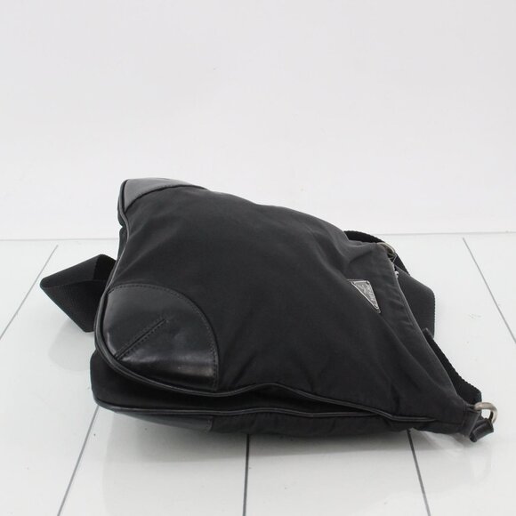 Prada Black Nylon & Leather Crossbody Bag 🖤 - Picture 3 of 9